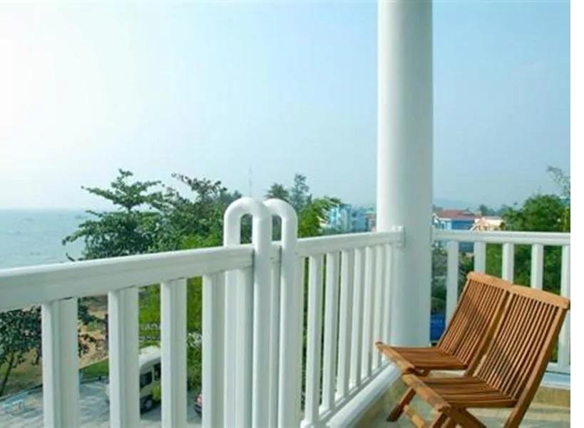 Отель Huong Bien Дуонг-Донг Экстерьер фото